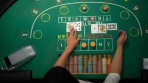 Thuật ngữ bài Baccarat là gì? Top 3 nhà cái nên chọn khi chơi