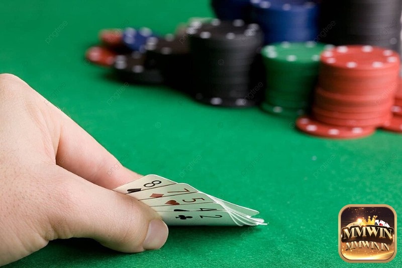 Mậu thầu không có khả năng chiến thắng theo quy định thứ tự bài trong poker