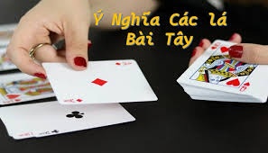 Ý nghĩa cơ rô chuồn bích như thế nào? Giải đáp chi tiết