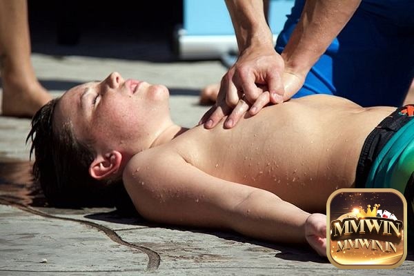 Chiêm bao trẻ con chết đuối nhắc bạn nên cân bằng mọi thứ 